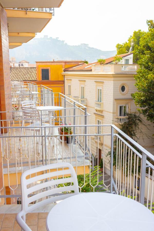 Sorrento Central And Sea View Flats Exterior photo